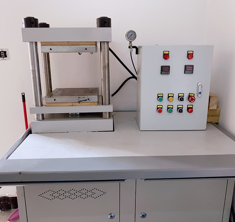 壓力試驗(yàn)機(jī)