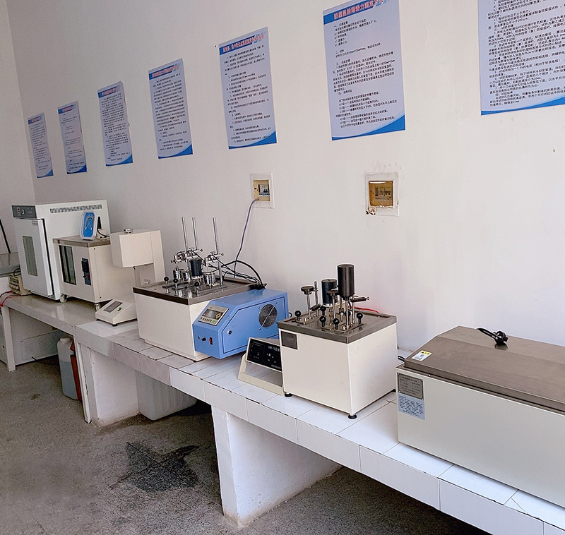 化驗(yàn)設(shè)備